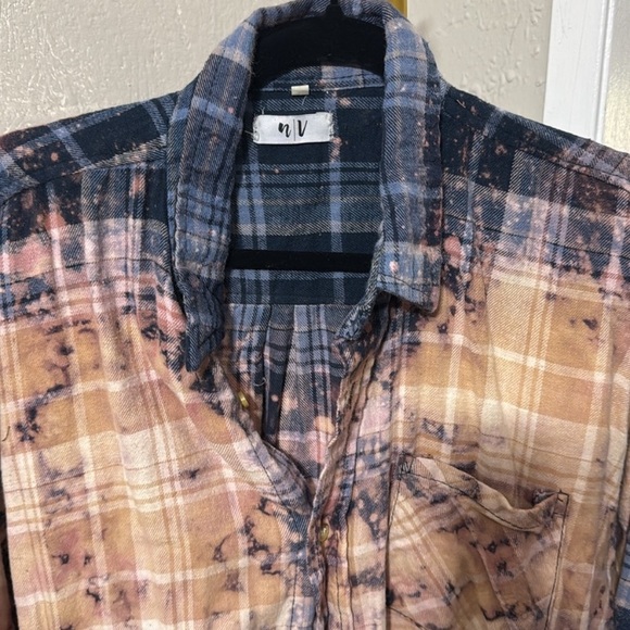 $55 NWOT Boutique Blue Plaid bleached flannel XL - Picture 3 of 4